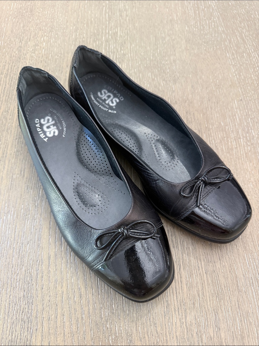 SAS Coco Slip On Loafer Black Bow Women's Size 7.5